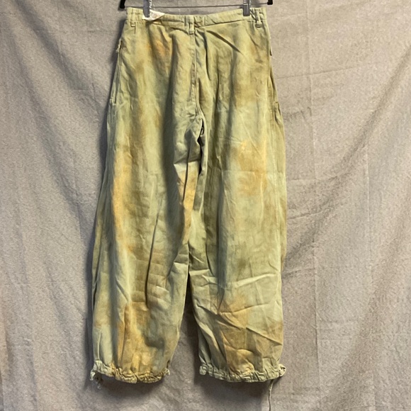 We The Free Olive Cargo Pants - Picture 8 of 8